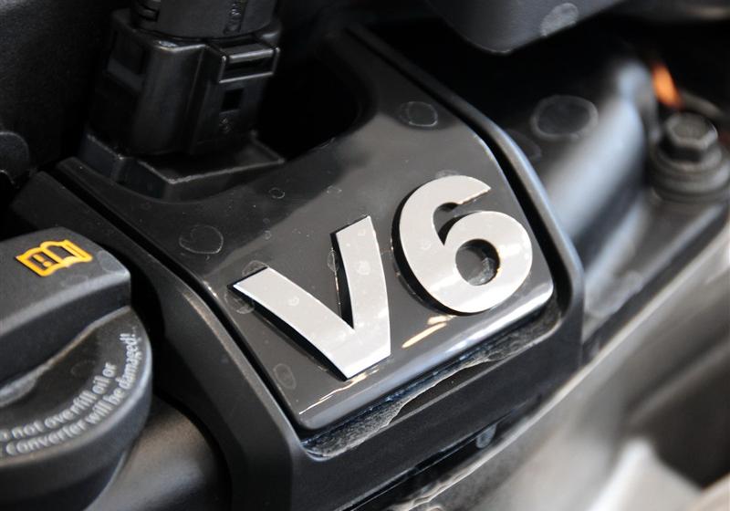 2011款 3.6 V6 5座加长商务版
