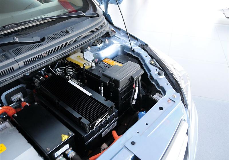 2014款 E150 EV 电动科技版