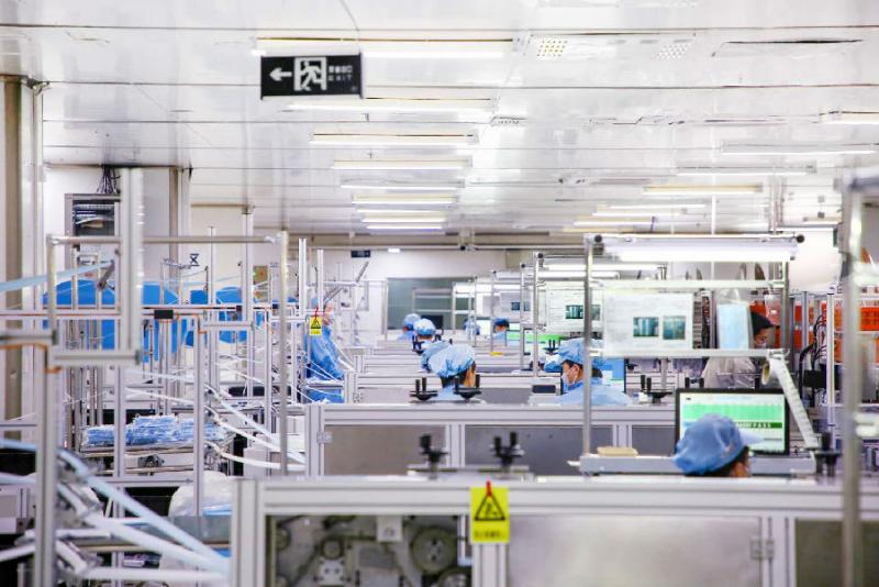比亚迪建成全球最大量产口罩工厂