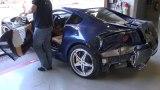 车体受伤严重 实拍法拉利599 GTB被拖走
